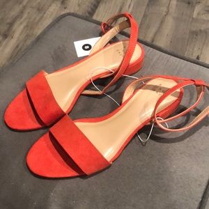 Size 8 sandal coral microsuade a new day